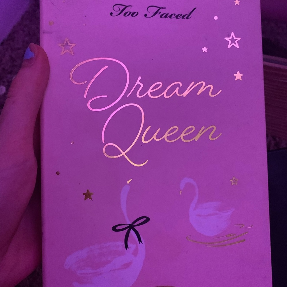 too faced eyeshadow pallette